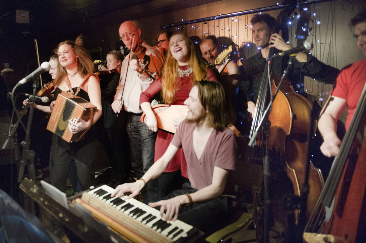 FOLKLANDIA 2016, Perinnearkun Juhlapelimannit