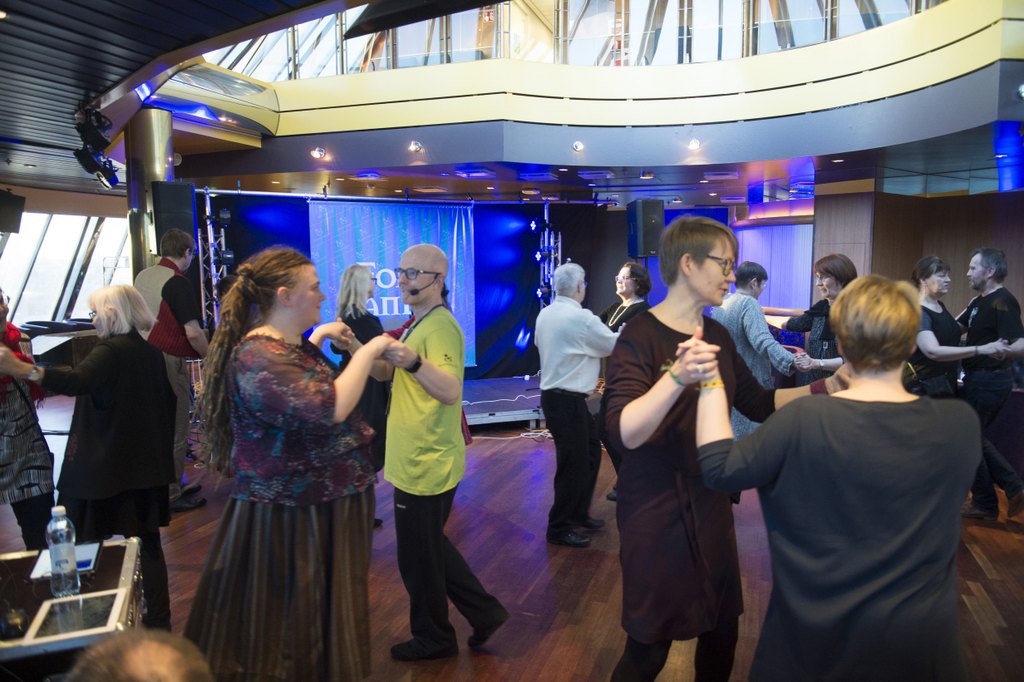 Satellite Bar_kuvaaja_Petri Kivinen