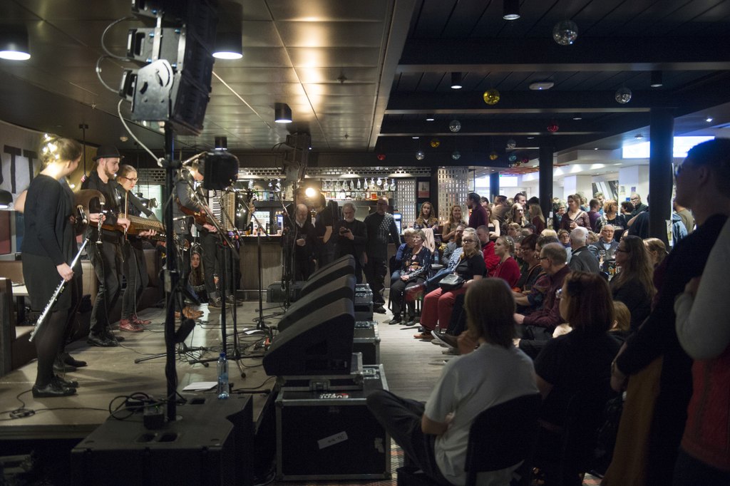 Sea_Pub_Farandi_kuvaaja_P.Kivinen
