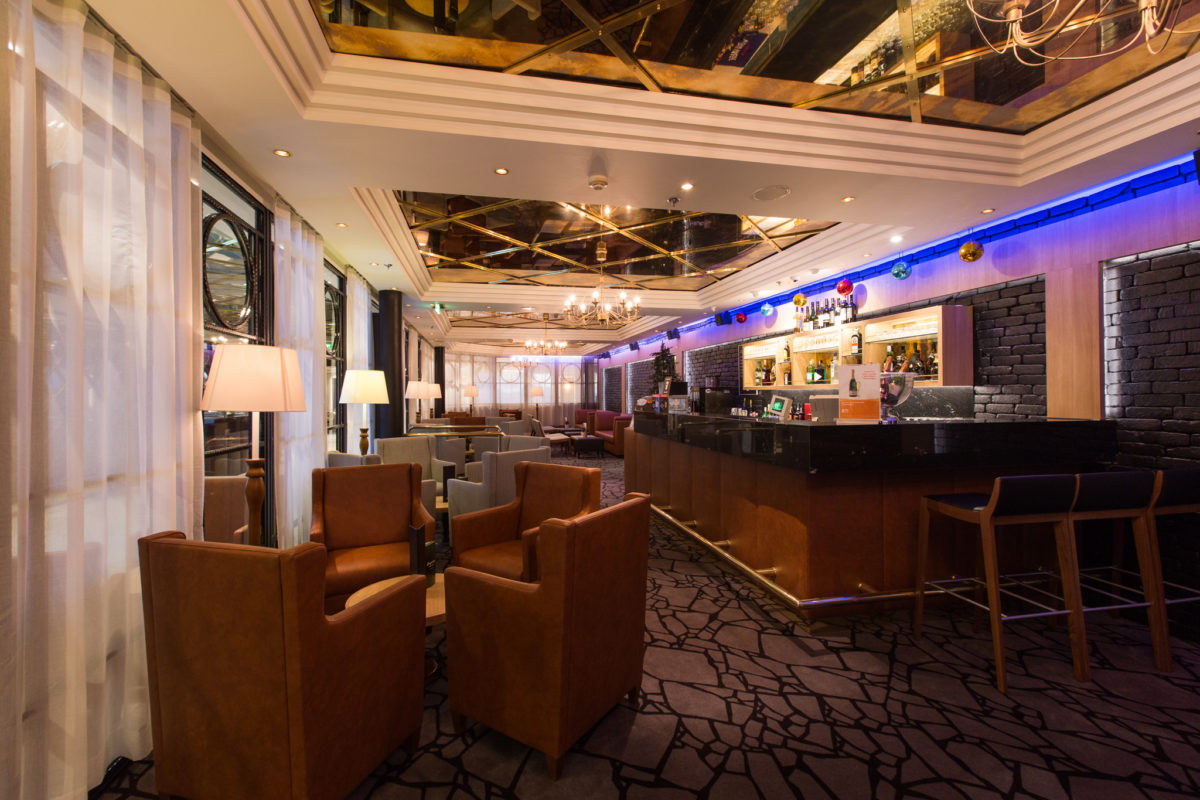 TS_ship_Europa_Corner Bar